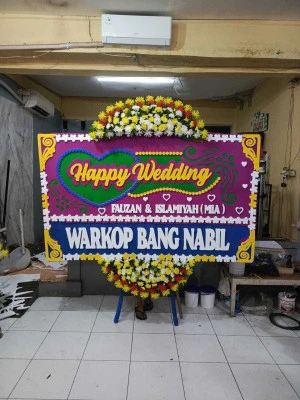 Papan Bunga di Darawolong Purwasari